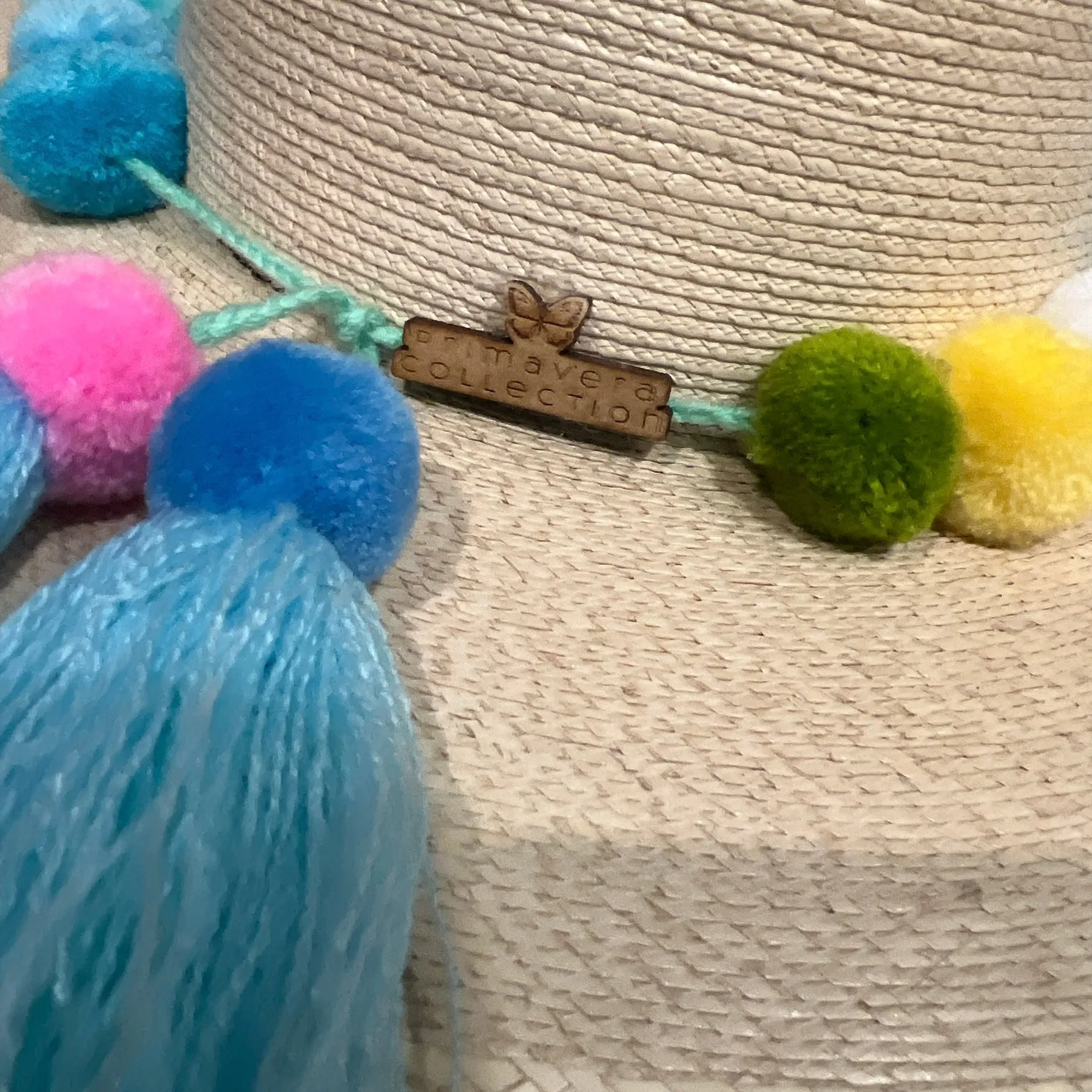 Austin Pom Pom - Pastel