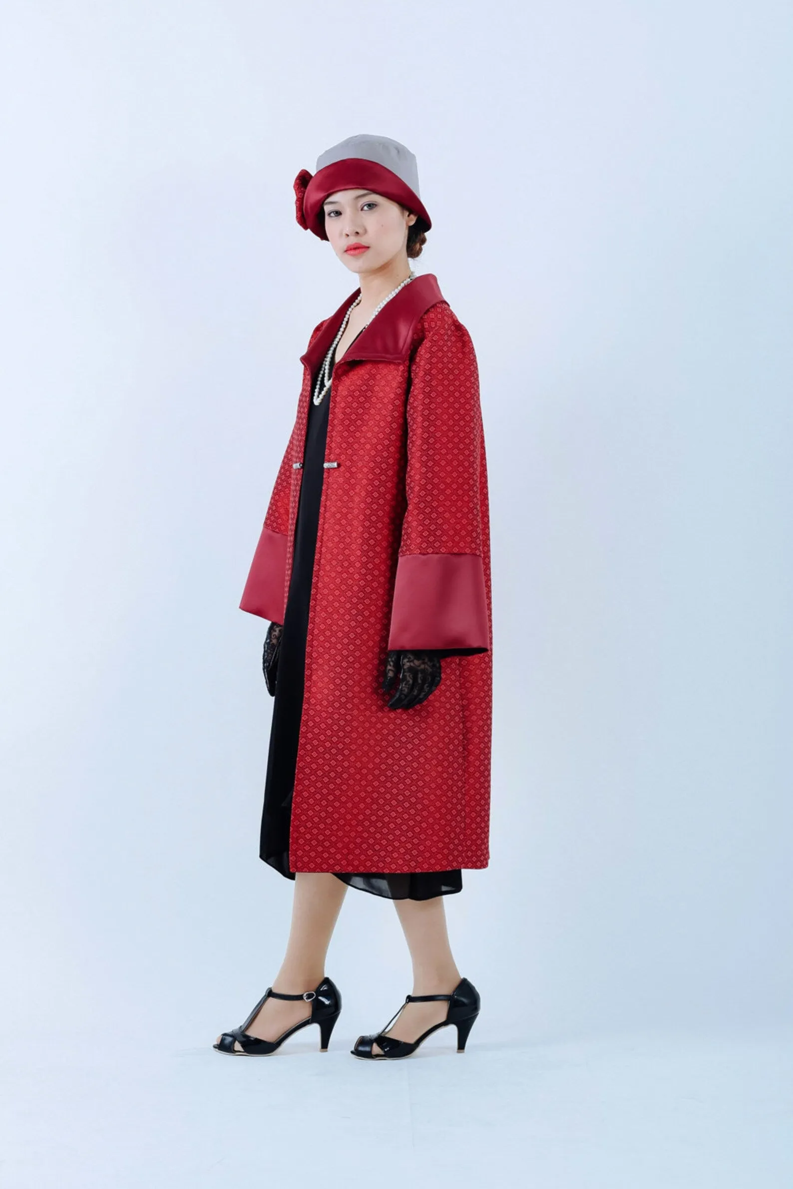 Pretty cloche hat in wine red duches satin and khaki cotton