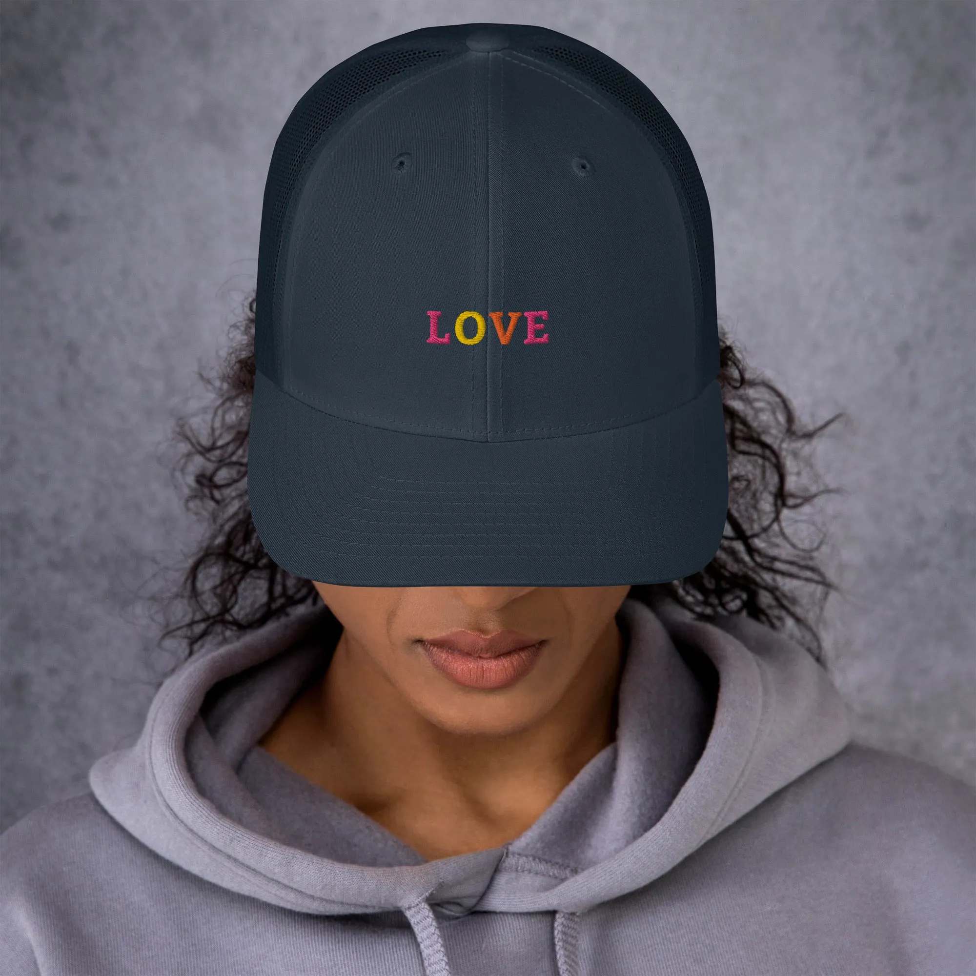 Trucker Cap Women (Love Trucker Cap - Model 0011)