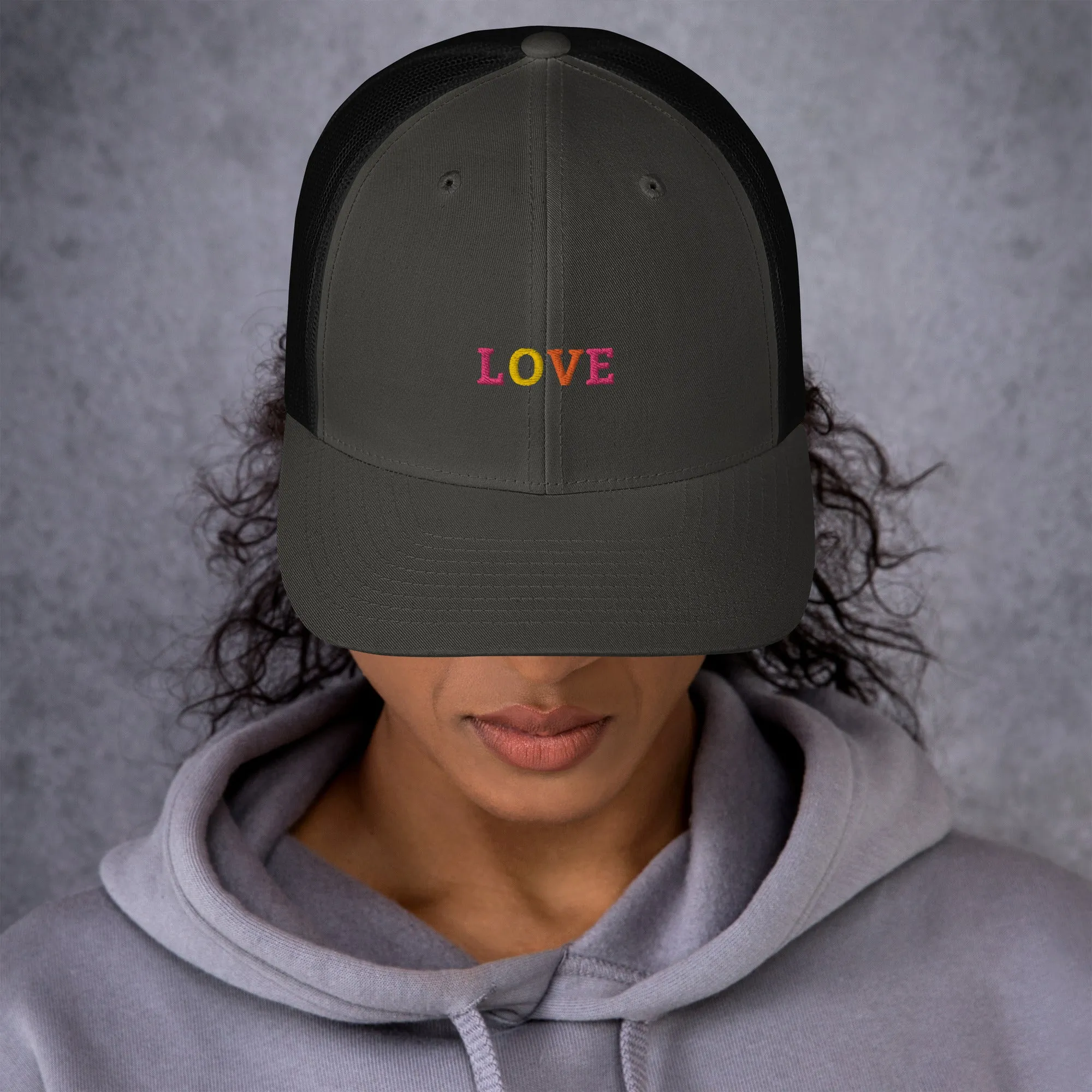 Trucker Cap Women (Love Trucker Cap - Model 0011)