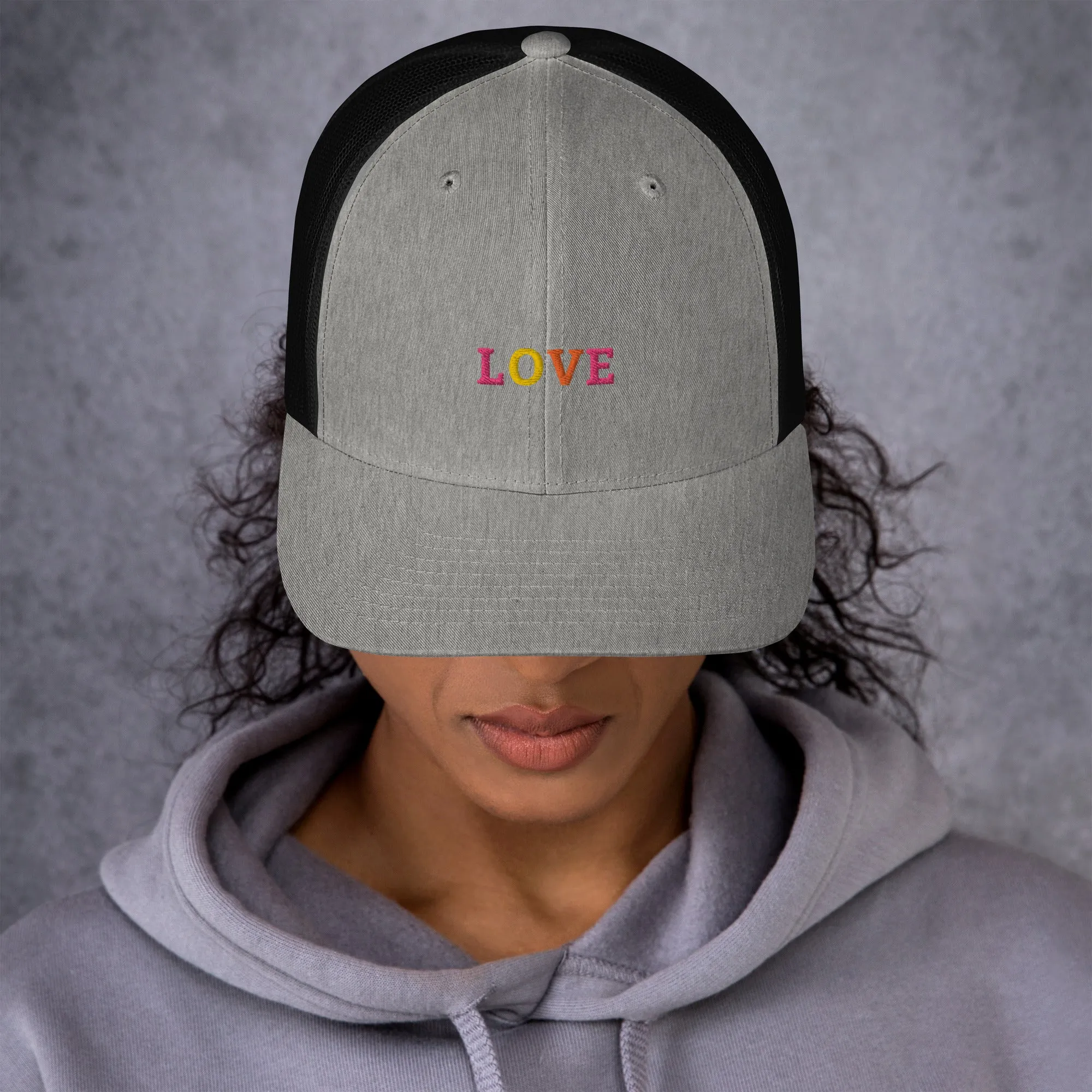 Trucker Cap Women (Love Trucker Cap - Model 0011)